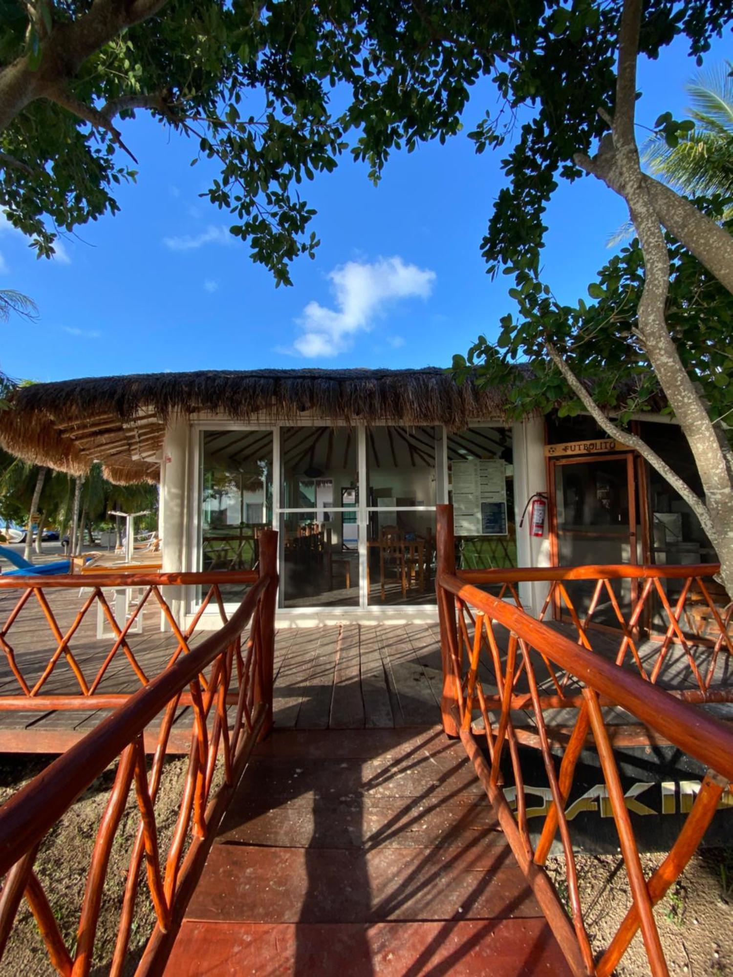 Ikarus Costa Mujeres Eco Lodge Sunset View 칸쿤 외부 사진
