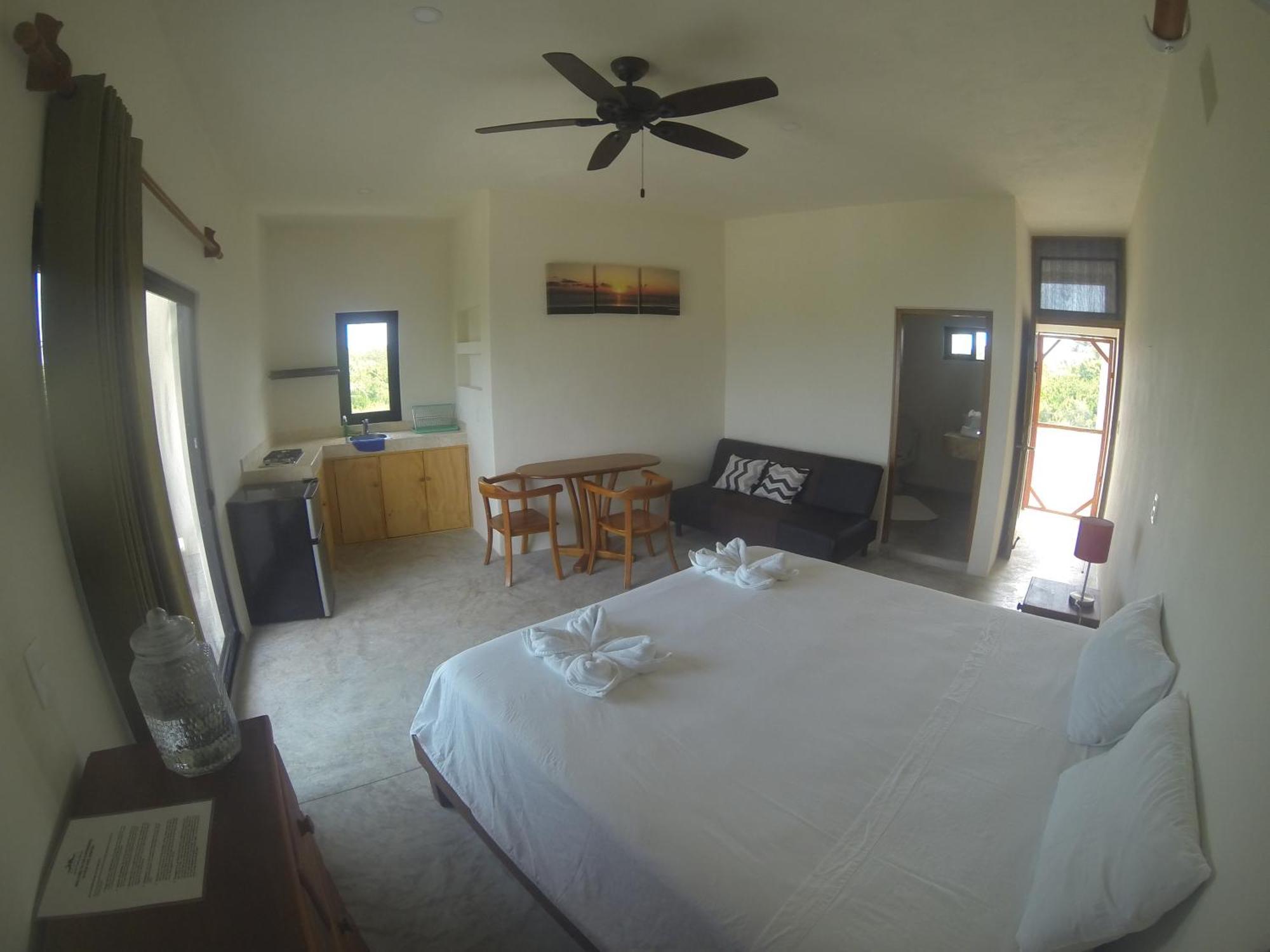 Ikarus Costa Mujeres Eco Lodge Sunset View 칸쿤 외부 사진